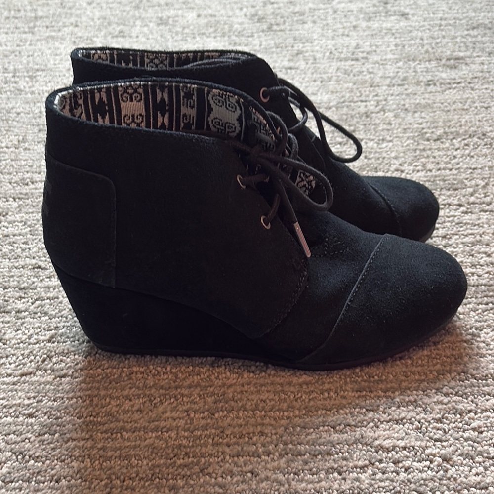 TOMS Black Suede Wedges